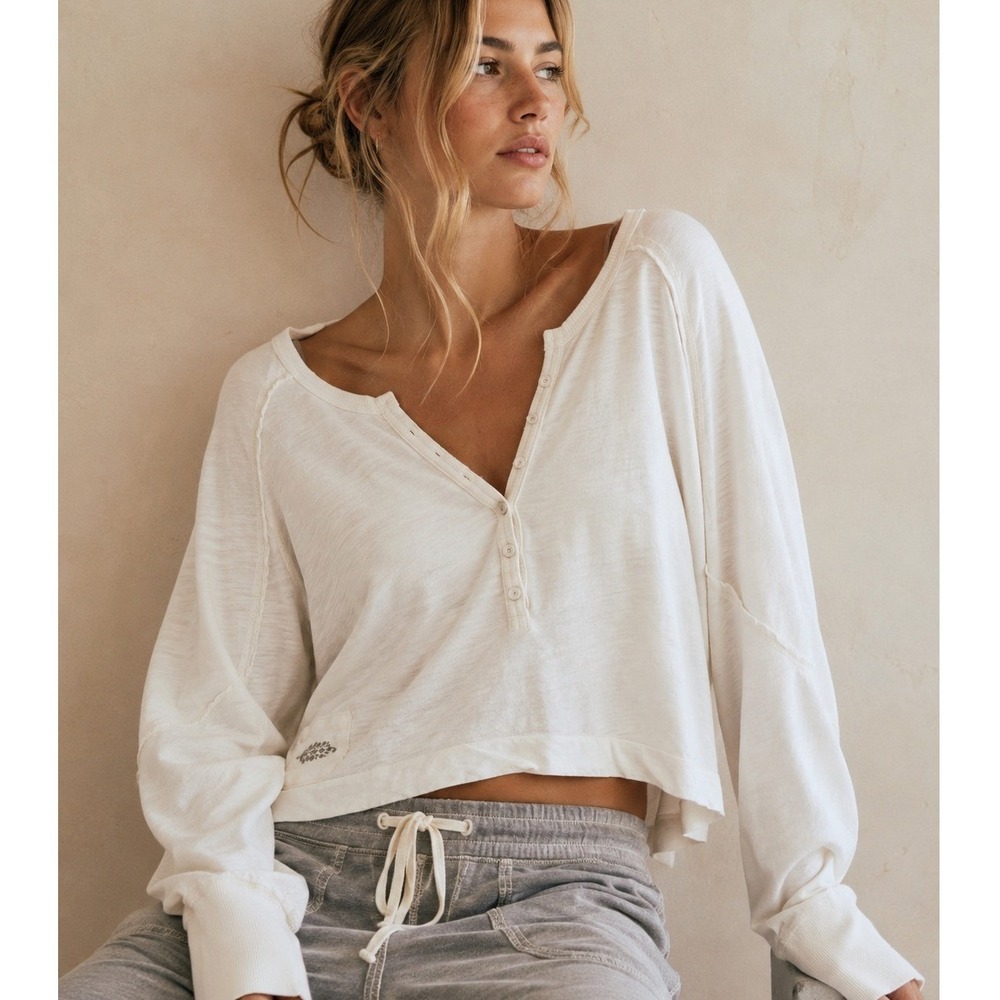 NWOT Free People Women XS Cream Cotton Henley Long Sleeve Cropped Top